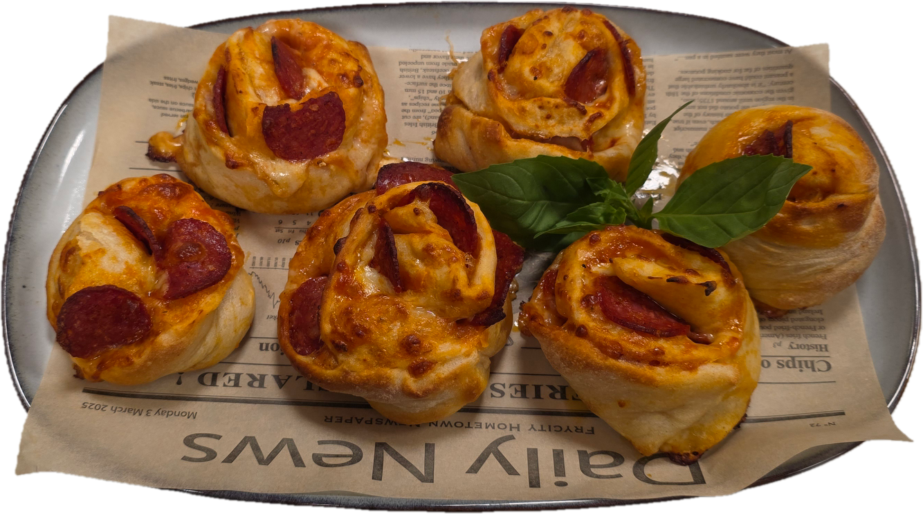 Picos suktinukas su peperoni dešra ir naminiu pomidorų padažu