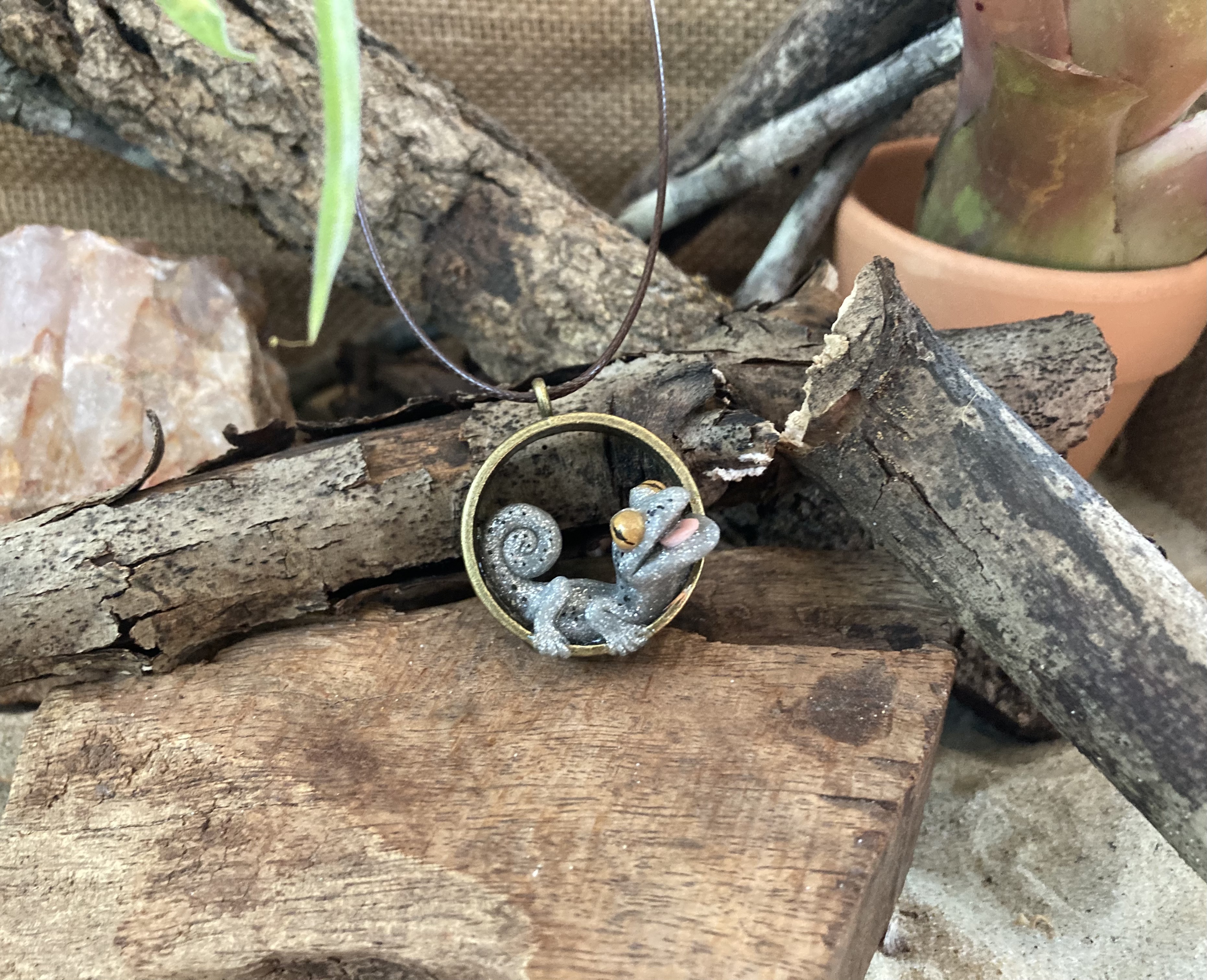 Giant Tree Gecko Pendant Necklace