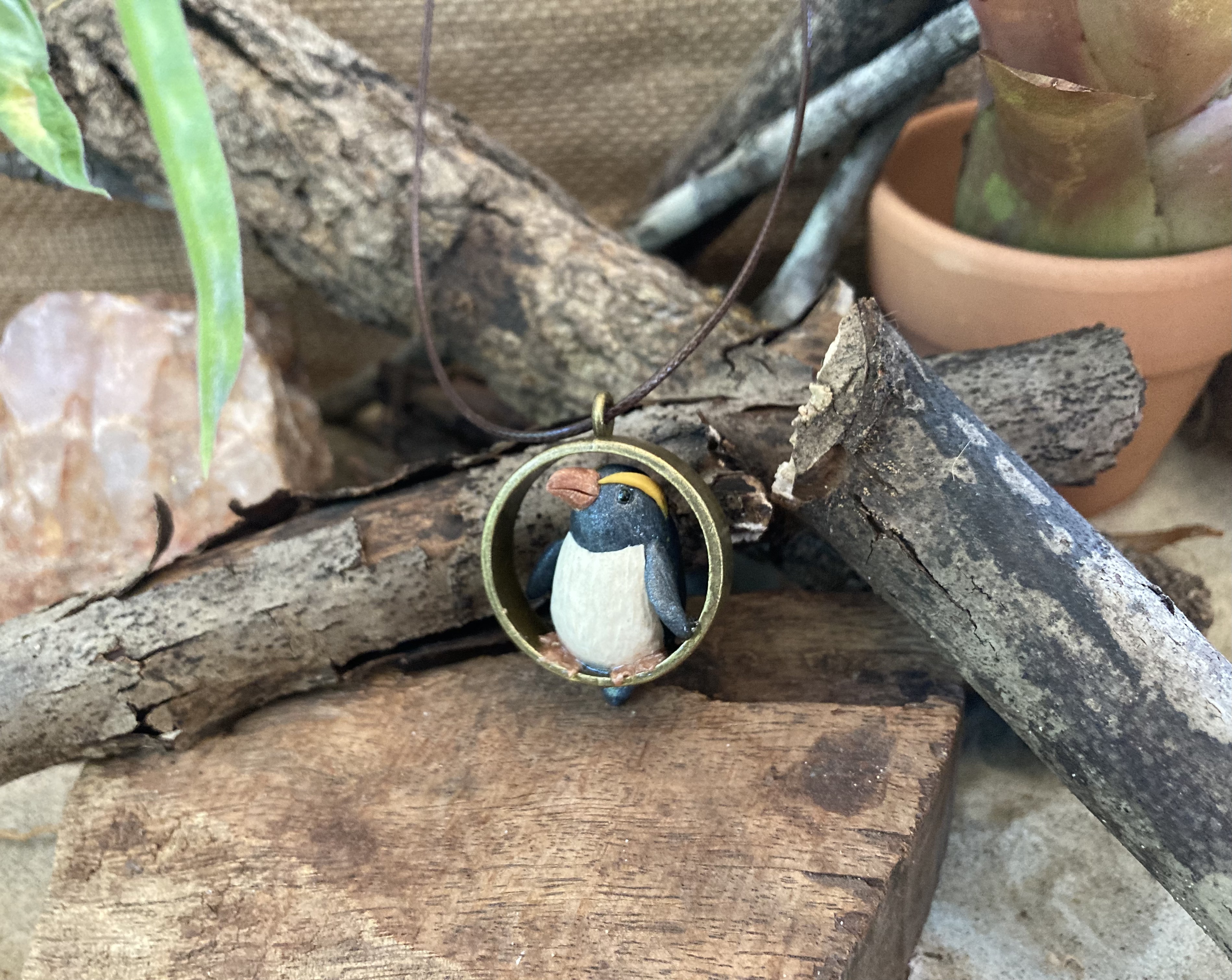 Tawaki Pendant Necklace