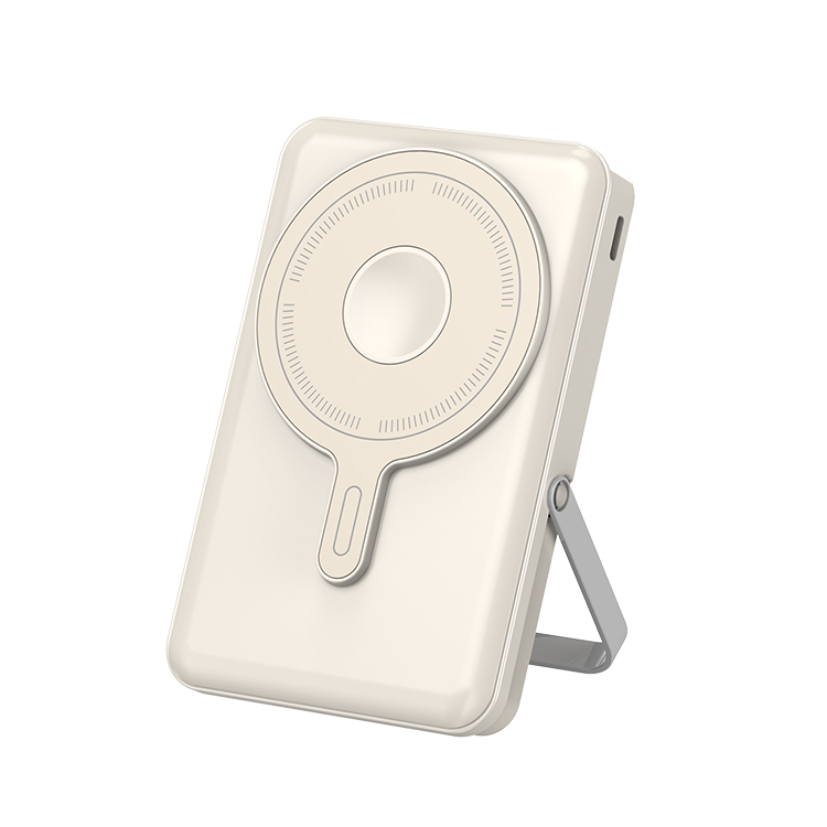 Magnetic Wireless Charging Powr Bank With Built-in Dual Cable PY018