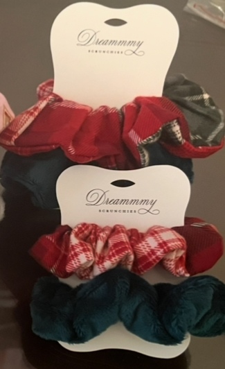 Dreammmy Scrunchies Set