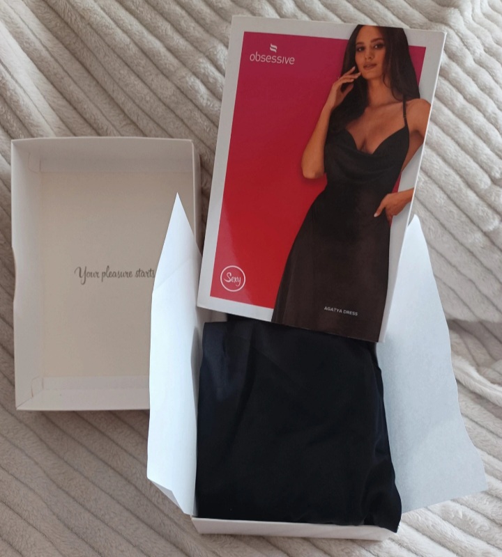 Robe Agatya noire taille S/M