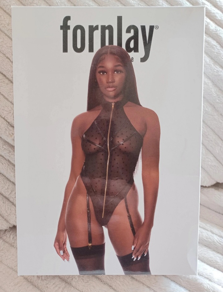 Body  guêpière lingerie noir ou rouge zippé taille M