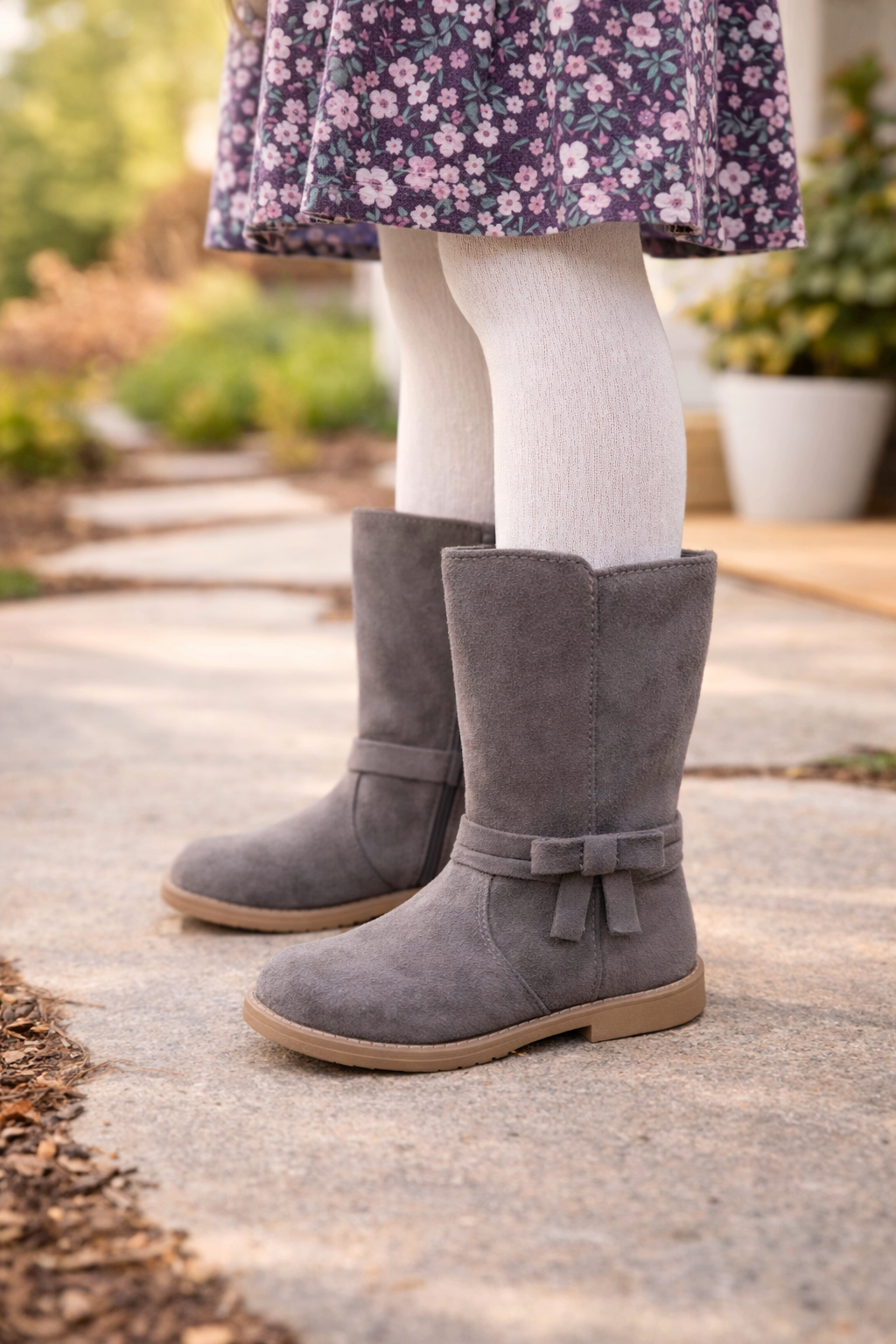 Bottes enfant en daim gris taupe taille 22