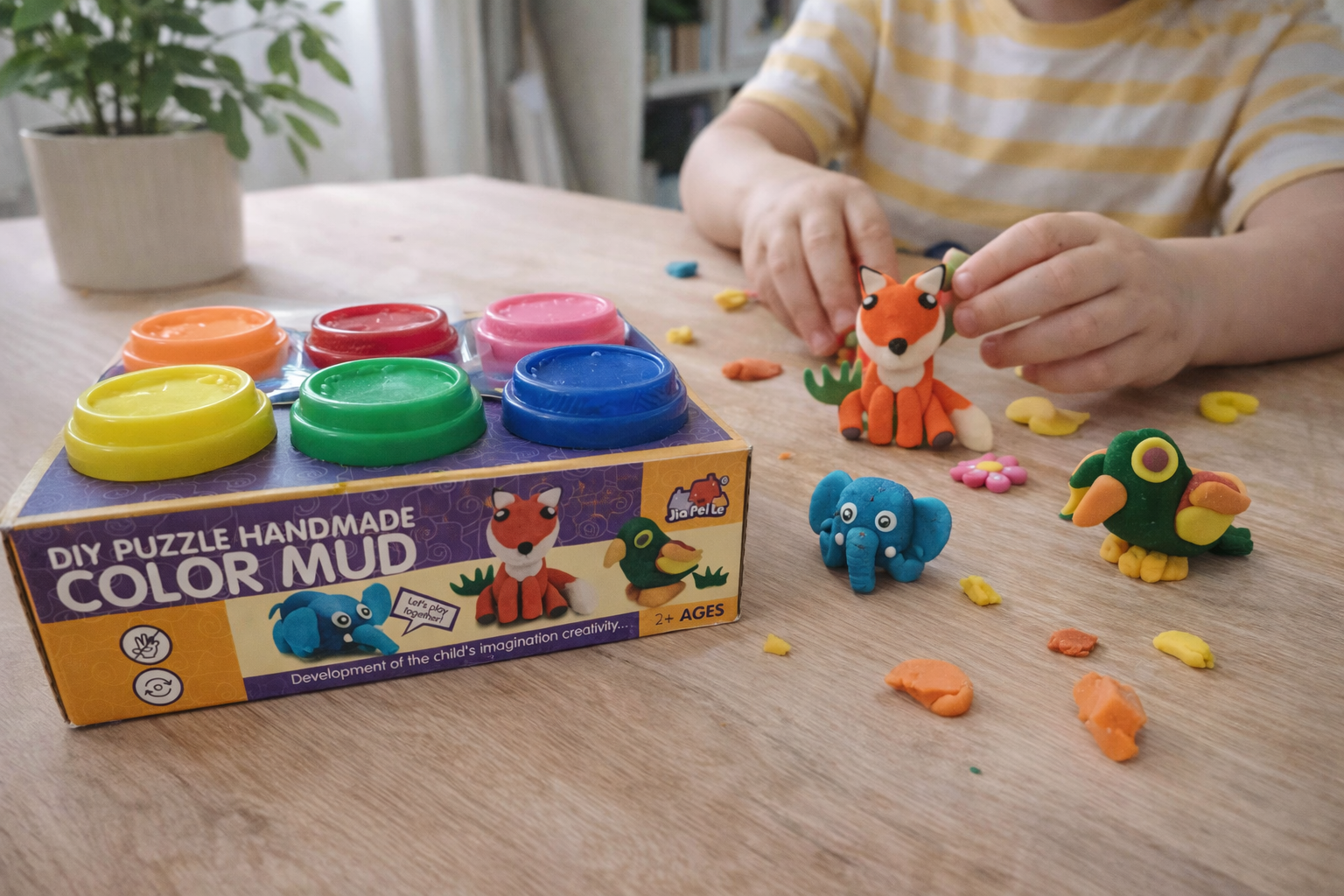 6 pots de pâte à modeler