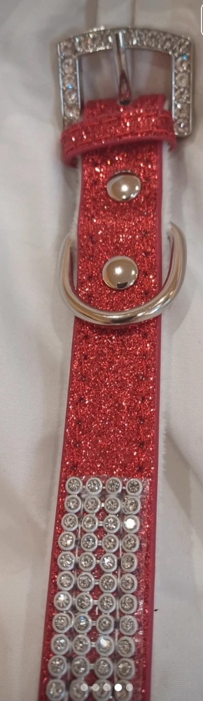 Collier de chien strassé