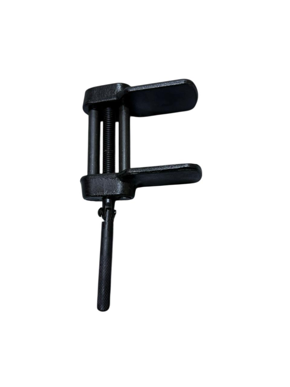 Serre-joint en métal