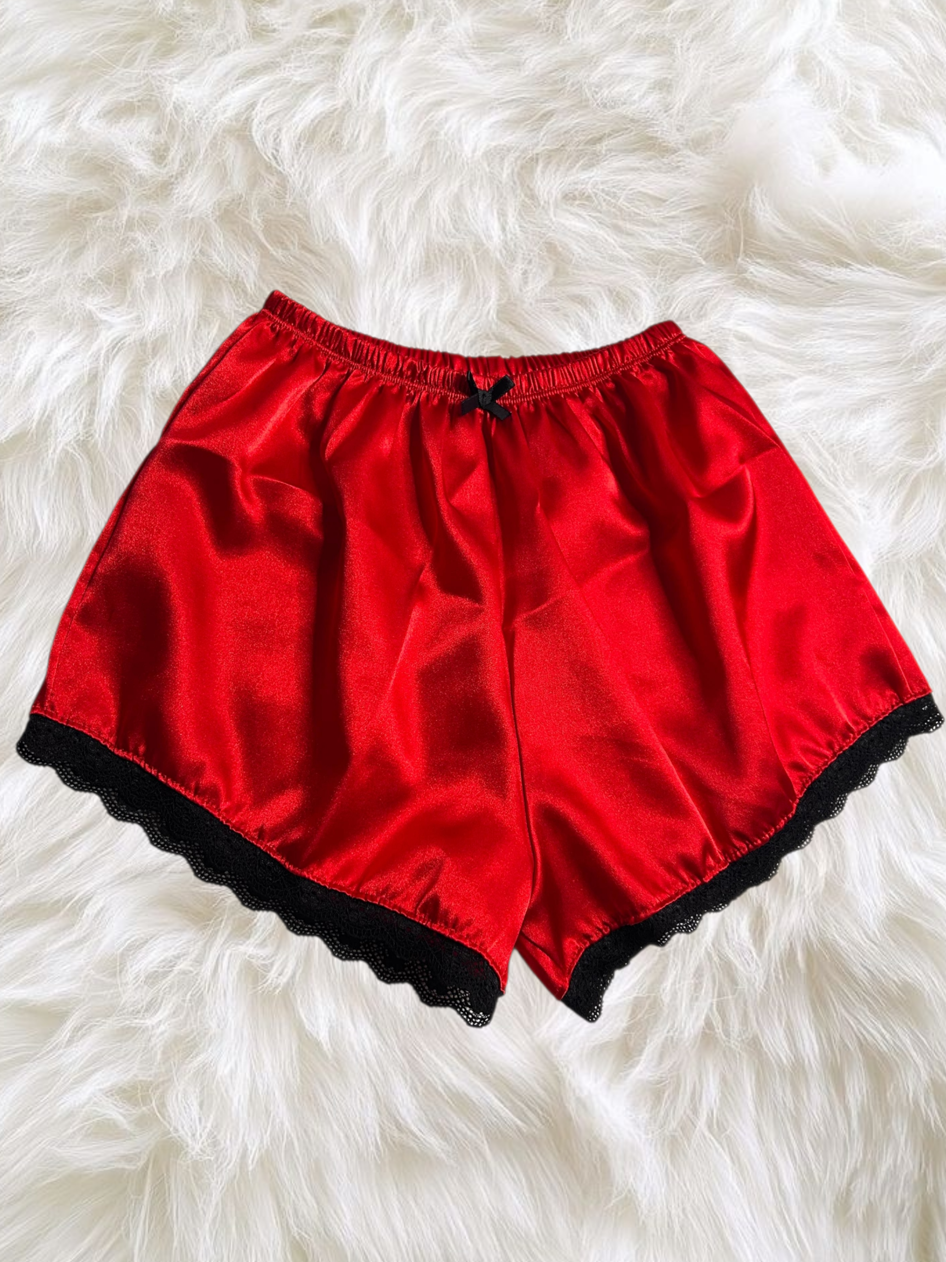 Conjunto de pijama de satén rojo