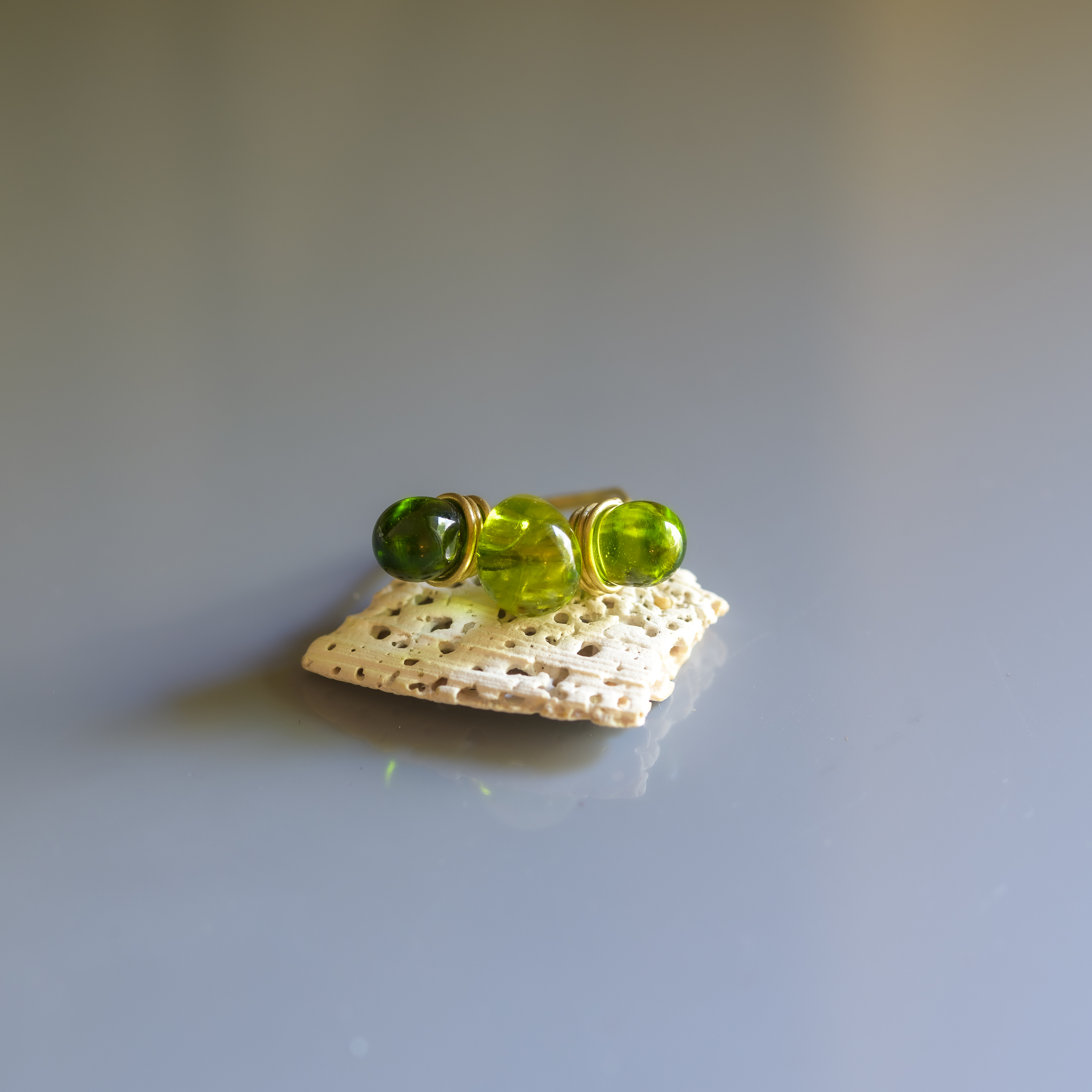 Green Glass Bead Wire Ring