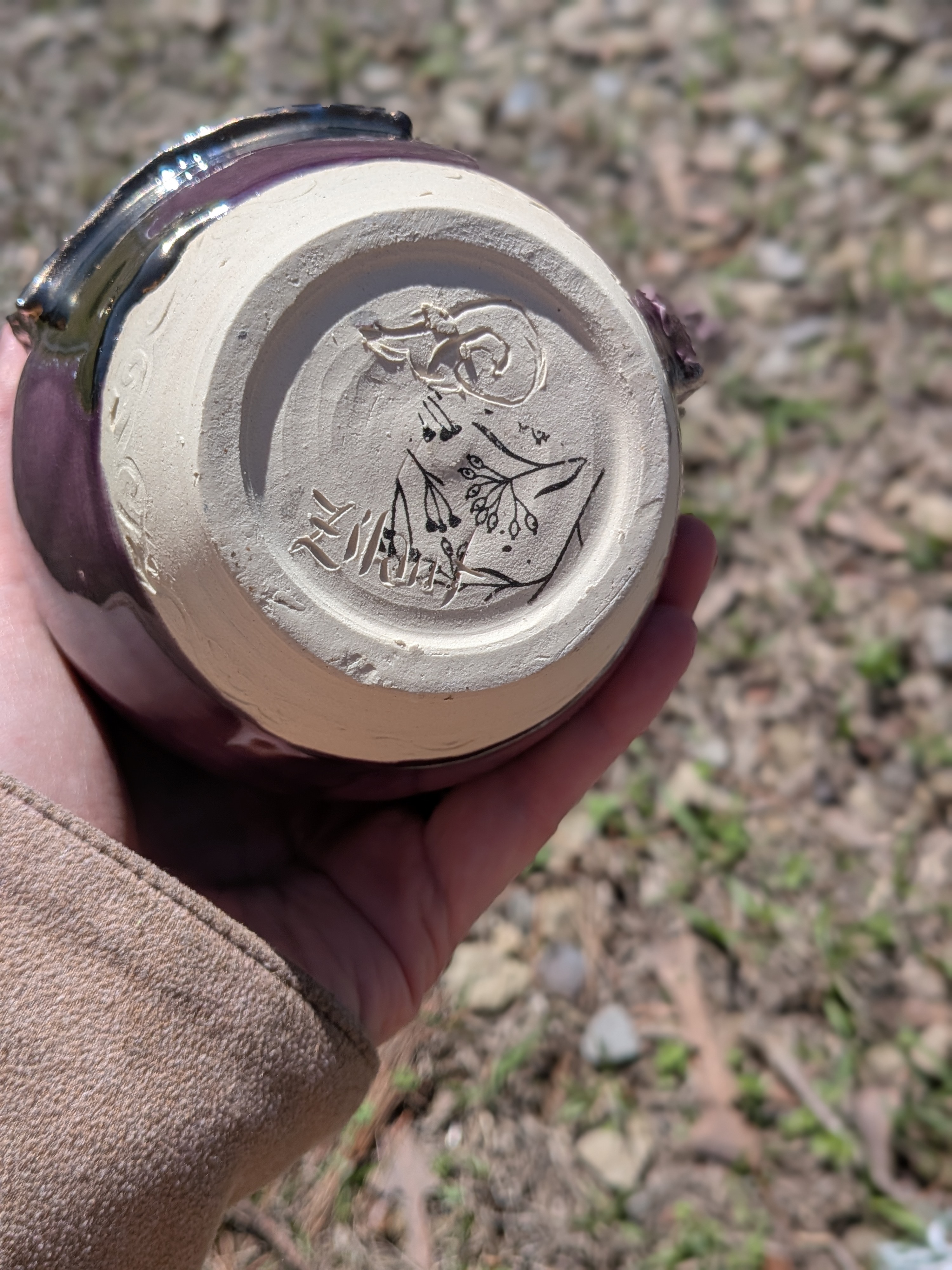 Gold Frame Mulberry Porcelain Mug