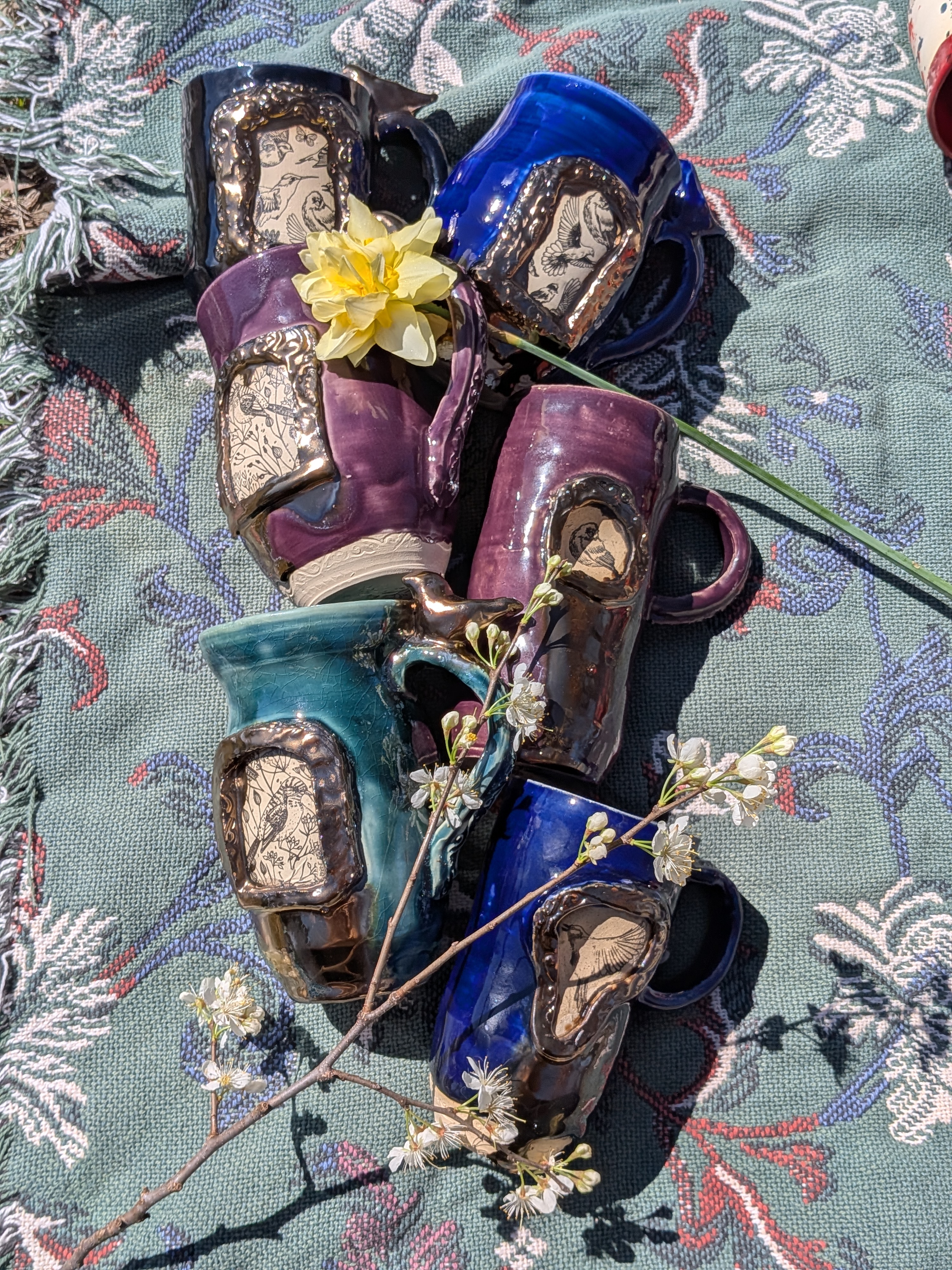 Gold Frame Obsidian Porcelain Mug