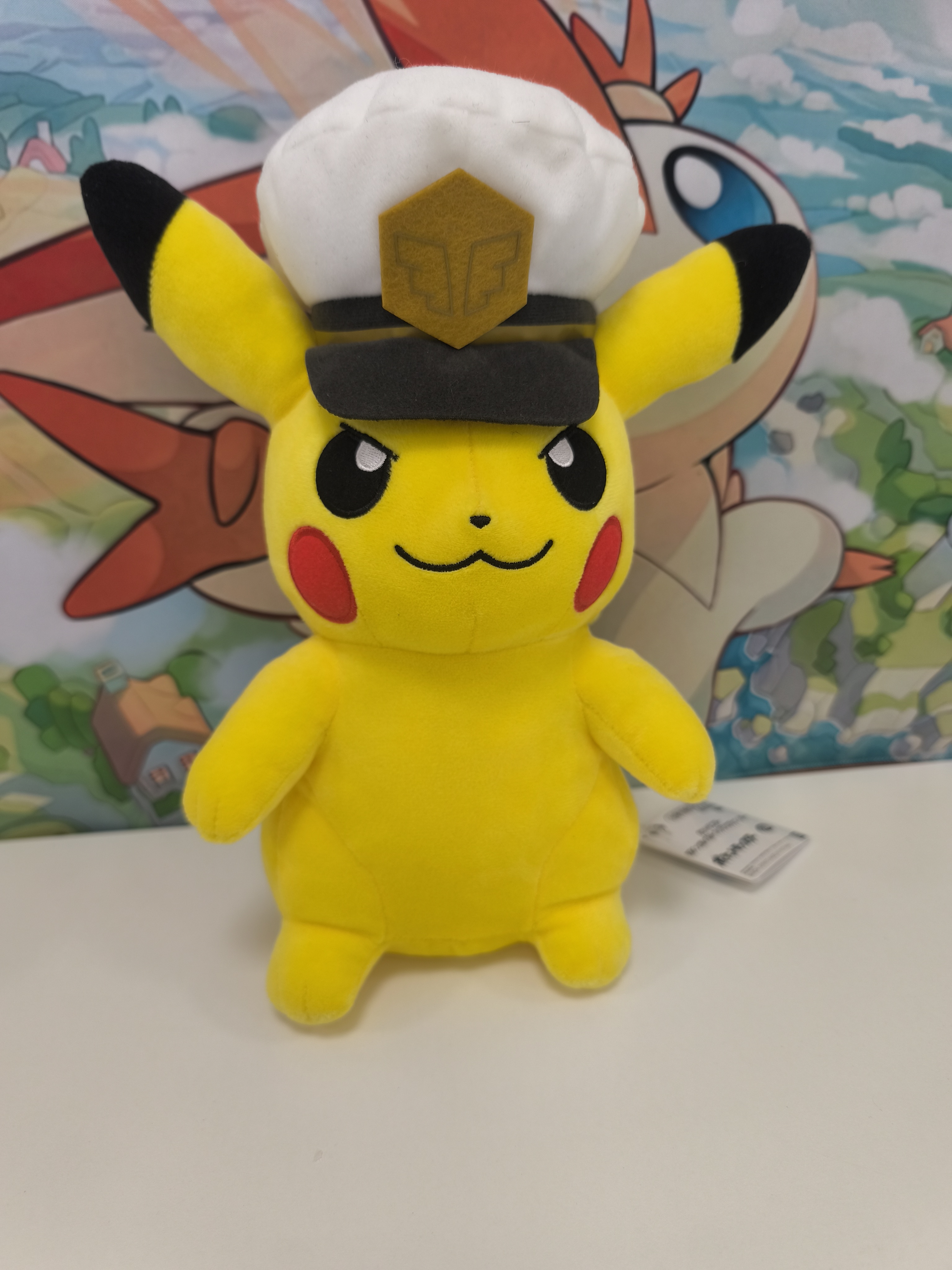 Peluche de Capitán Pikachu 28cm
