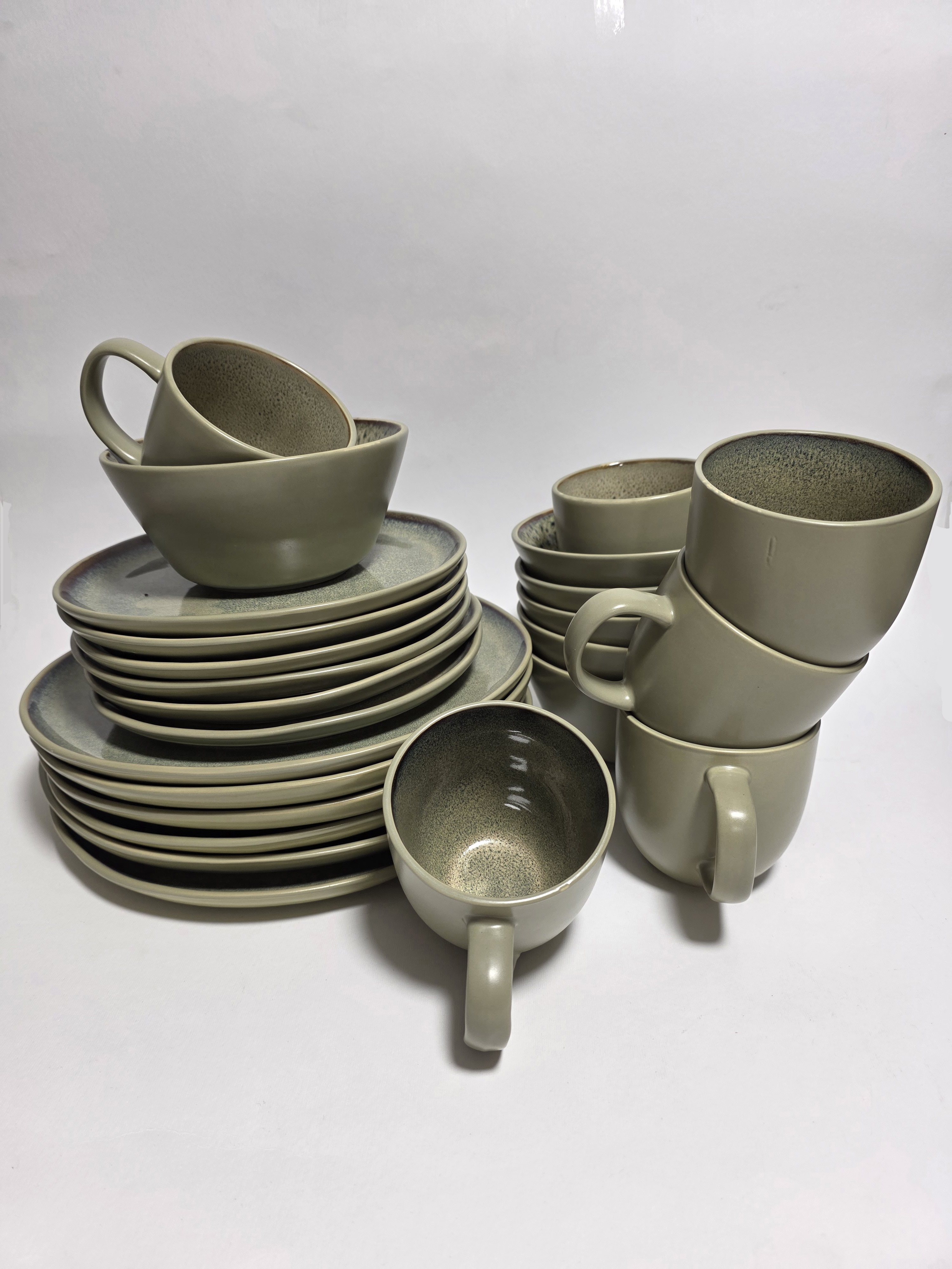 ceramic Dinnerware Set