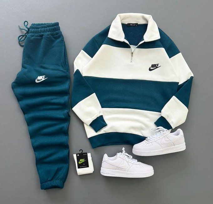 Nike Sportswear Set