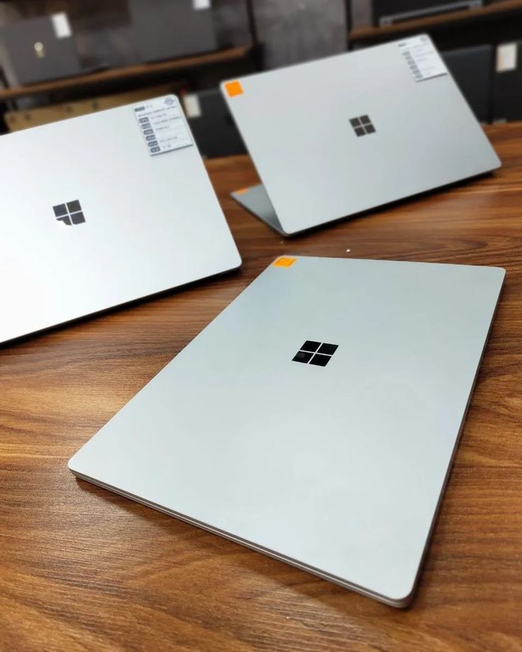 Microsoft Surface Laptop