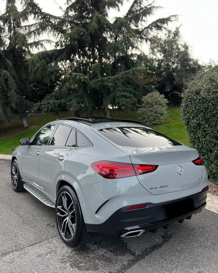 Mercedes-Benz GLE 450 4MATIC Coupe (FOR RENT) 