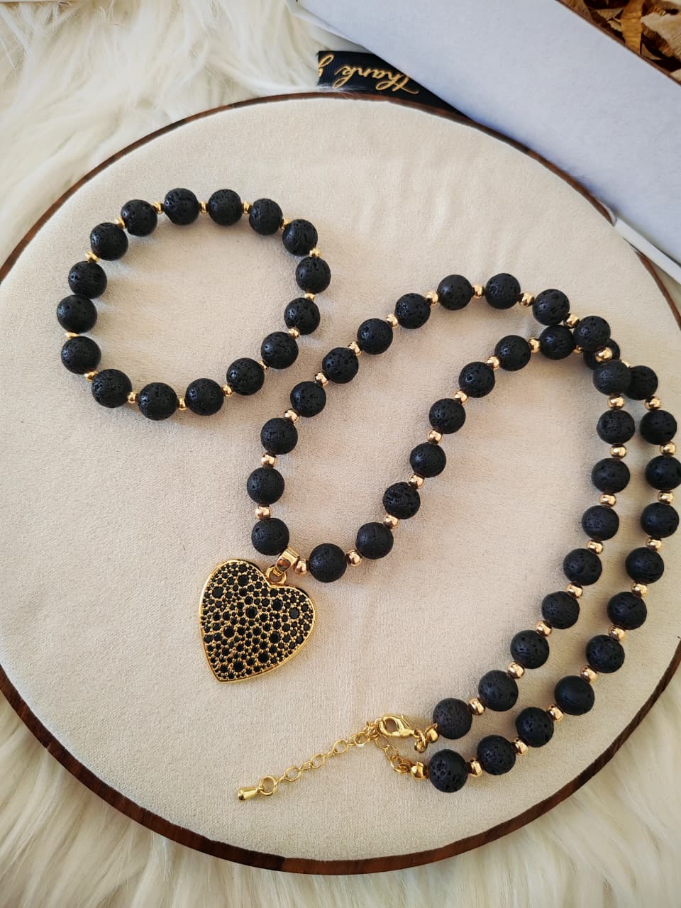 Collar Piedra Volcanica + Dije Corazon - SET