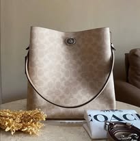 Coach Signature Tote Bag
