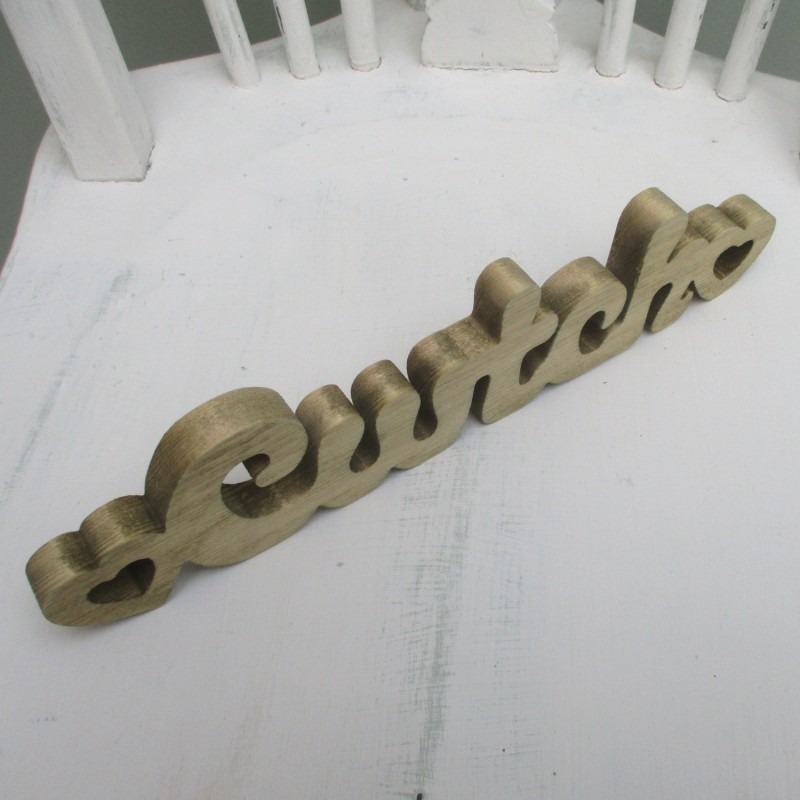 Wooden Freestanding Cwtch with Hearts