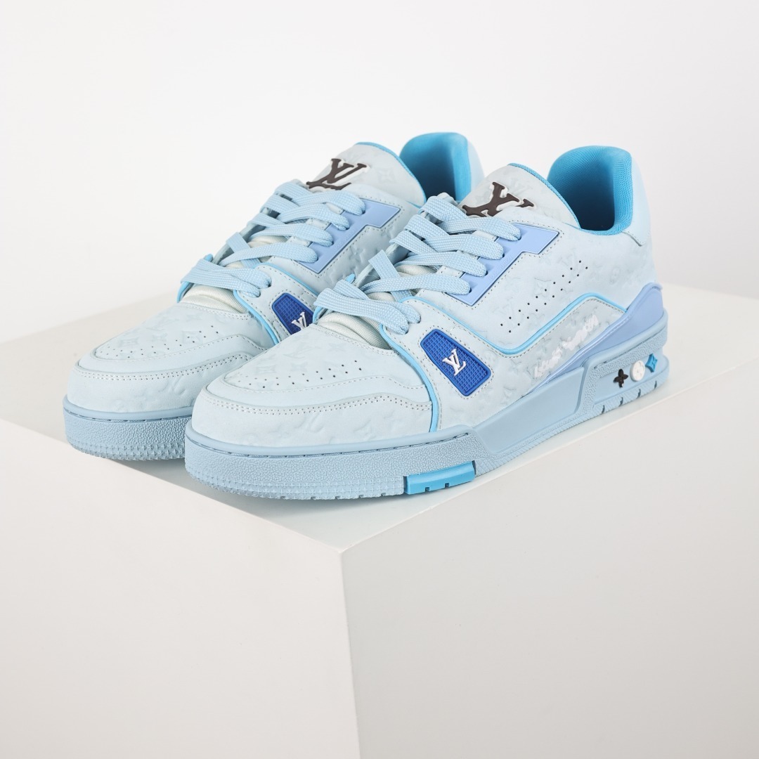 Tênis LV Azul Claro