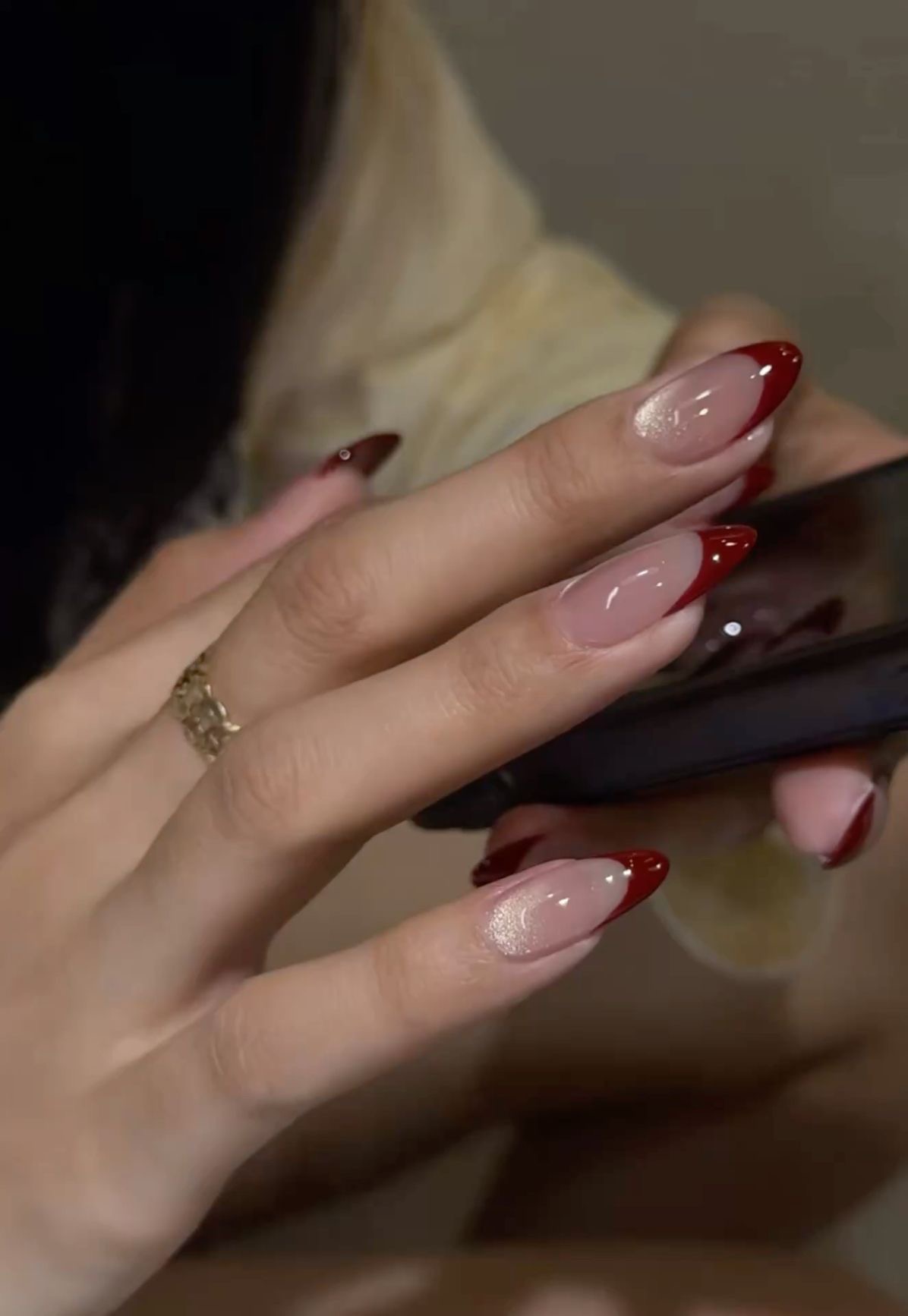 Elegant Red-Tipped With Cat Eye Press Ons