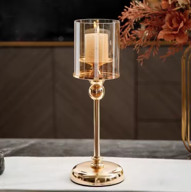 Elegant Gold Candle Holder Set