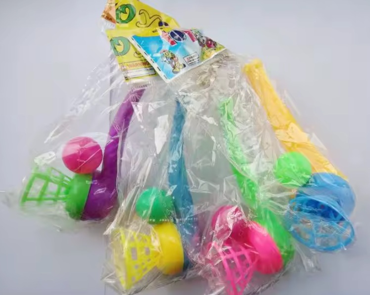 Plastic Ball Launching Toy