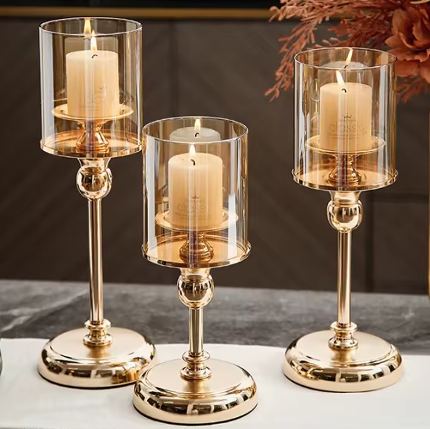 Elegant Gold Candle Holder Set