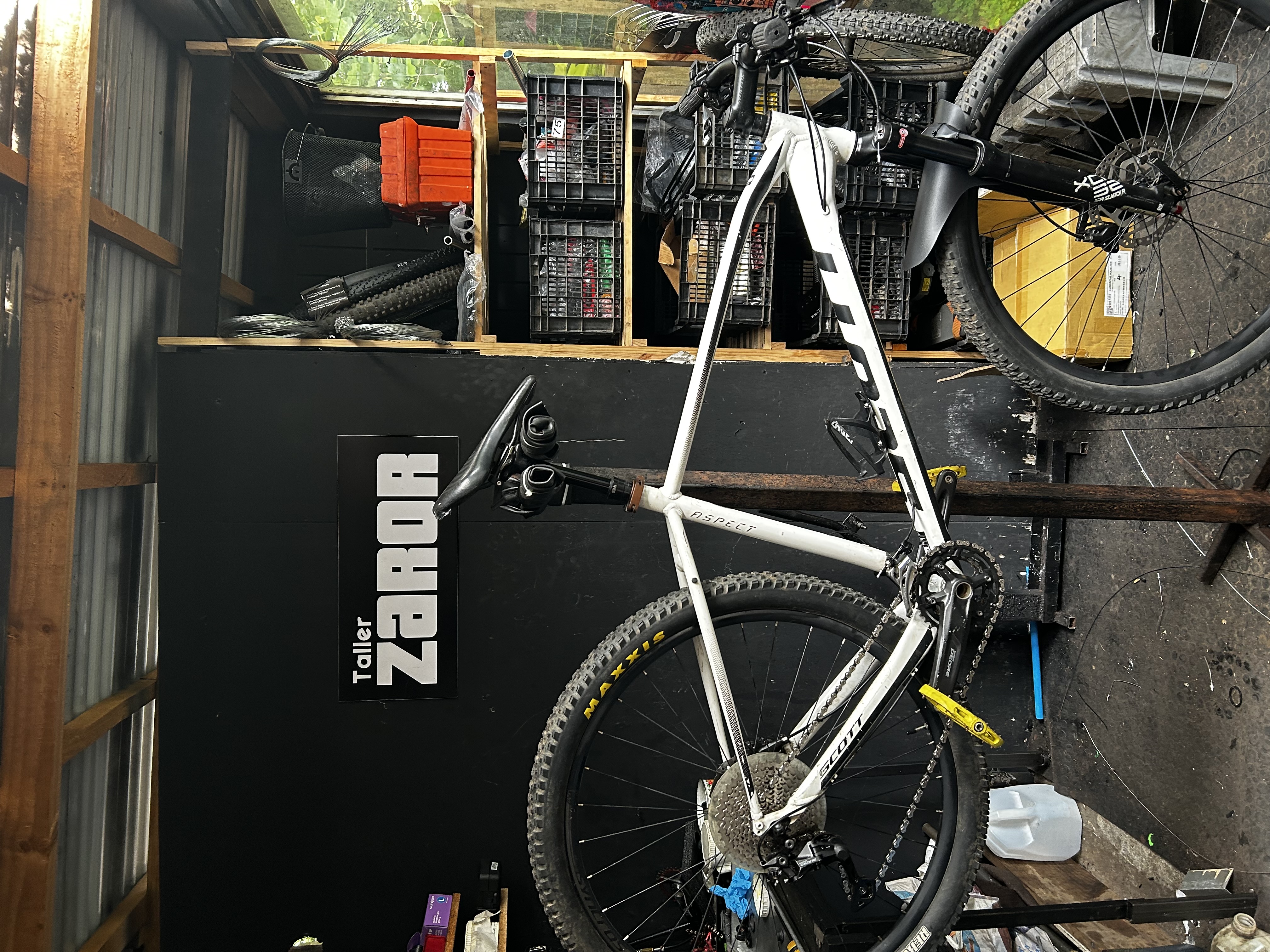 Promo mantencion full + servicio horquilla mecánica 