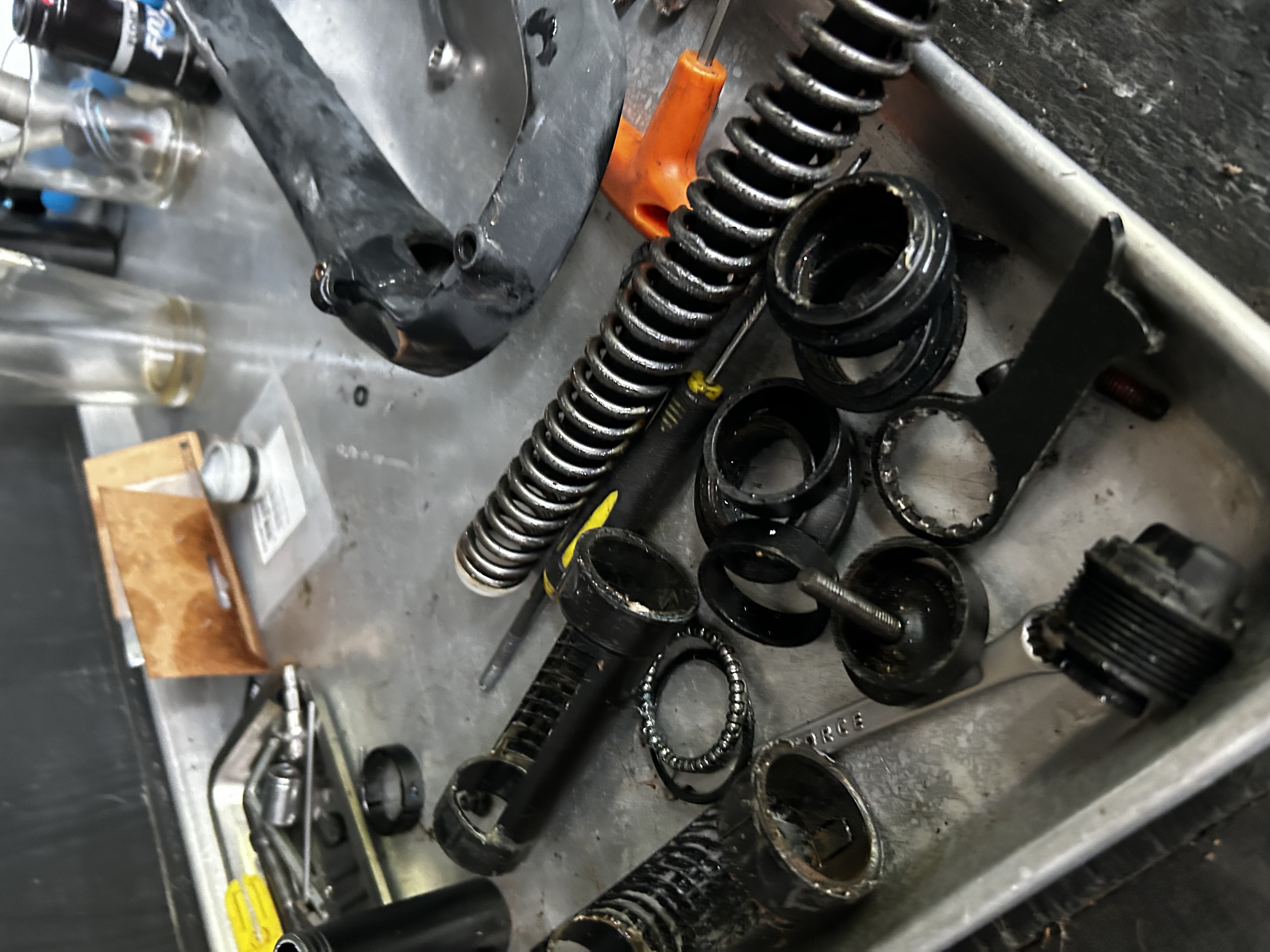 Servicio horquilla mecánica 