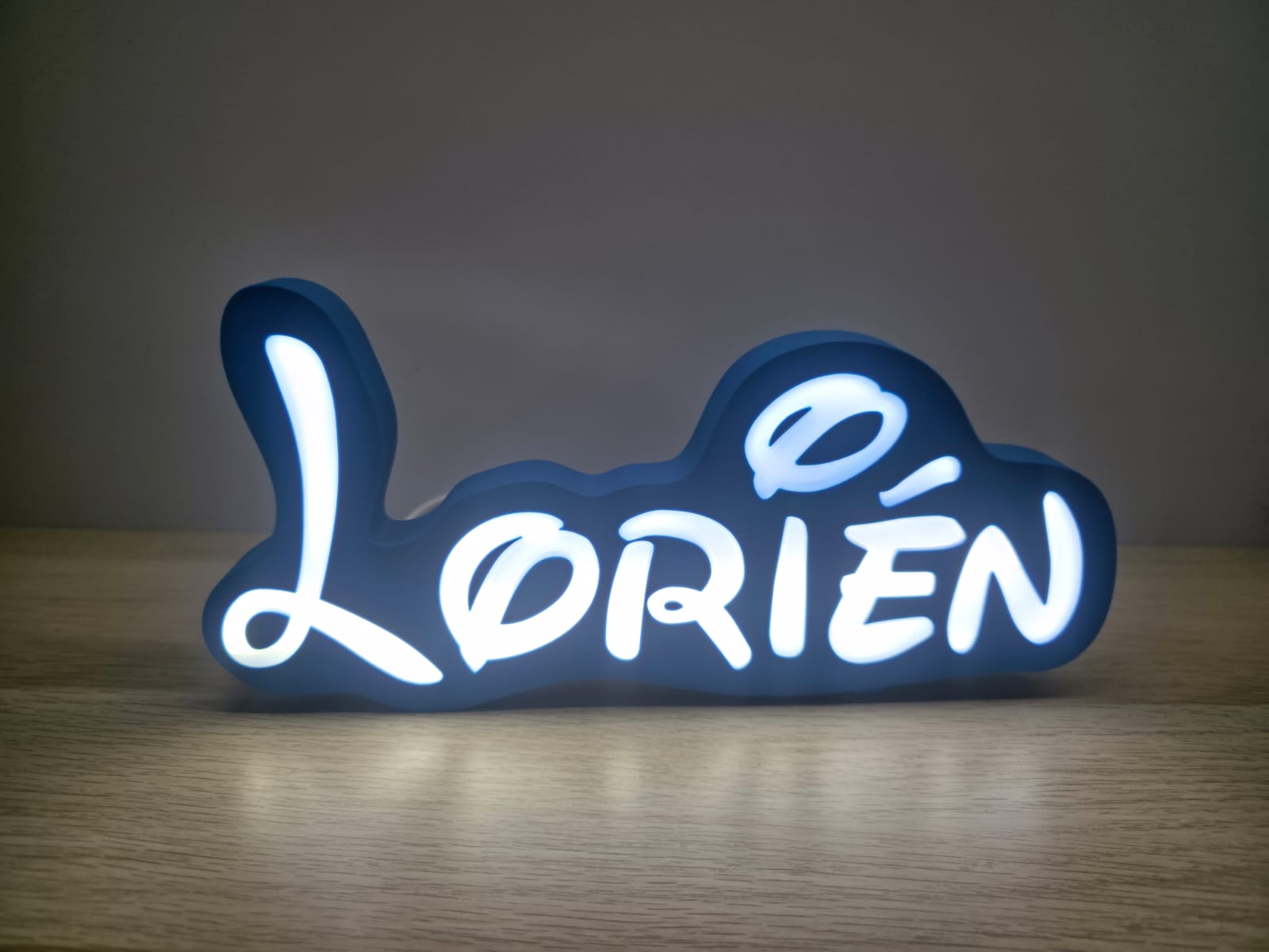 LÁMPARA CON NOMBRE PERSONALIZADA