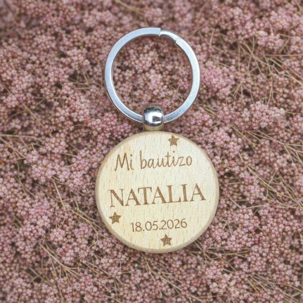 Llaveros personalizados en madera para bautizos