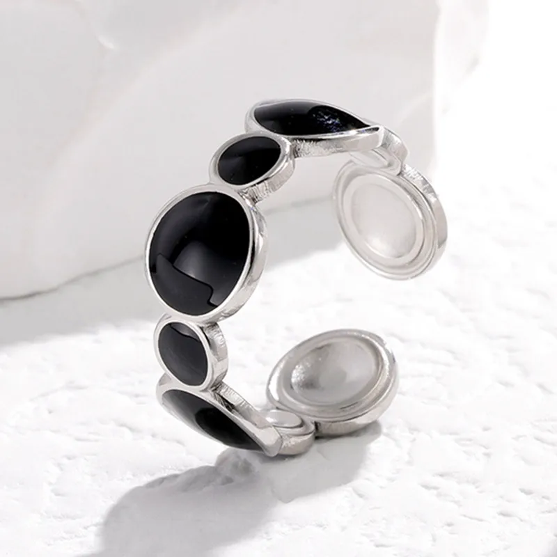 Bague argent avec pierres noires