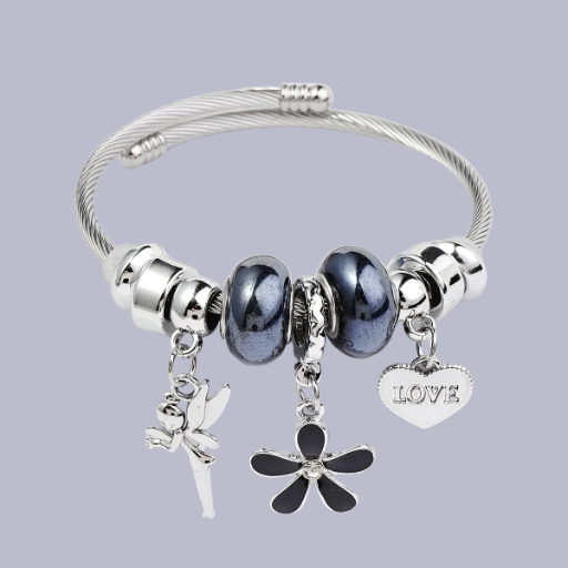 Bracelet fantaisie argenté avec breloques