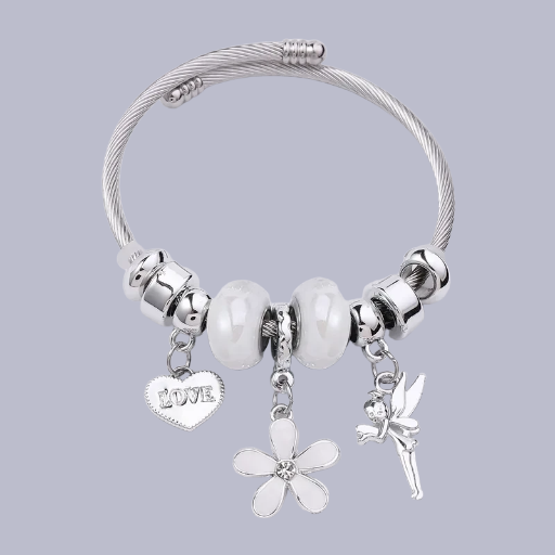 Bracelet en argent avec pendentifs