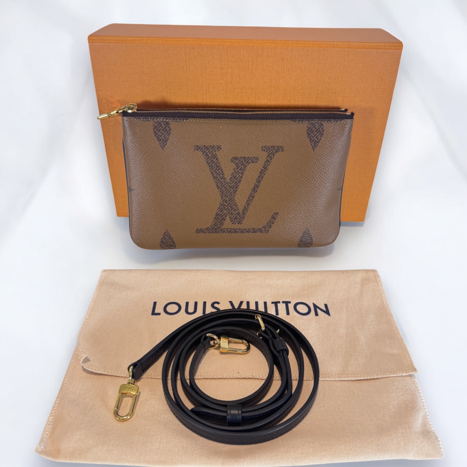 Louis Vuitton Double Zip Pochette
