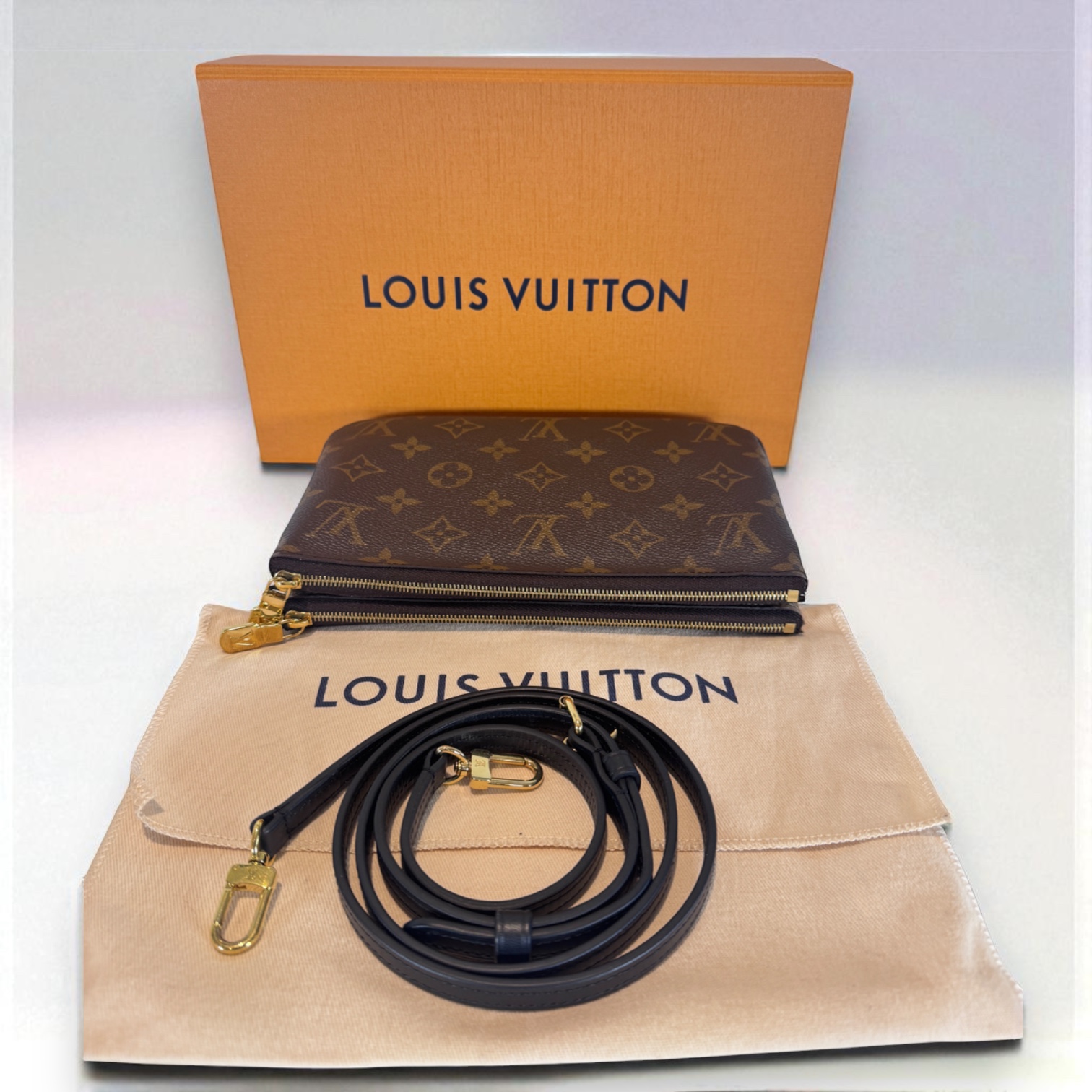 Louis Vuitton Double Zip Pochette