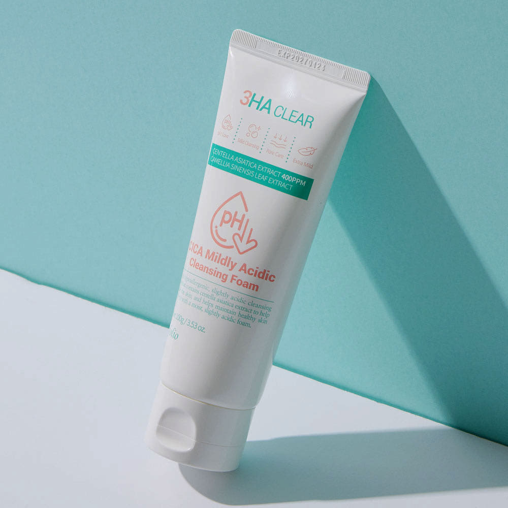 CICA Mildly Acidic Cleansing Foam 
