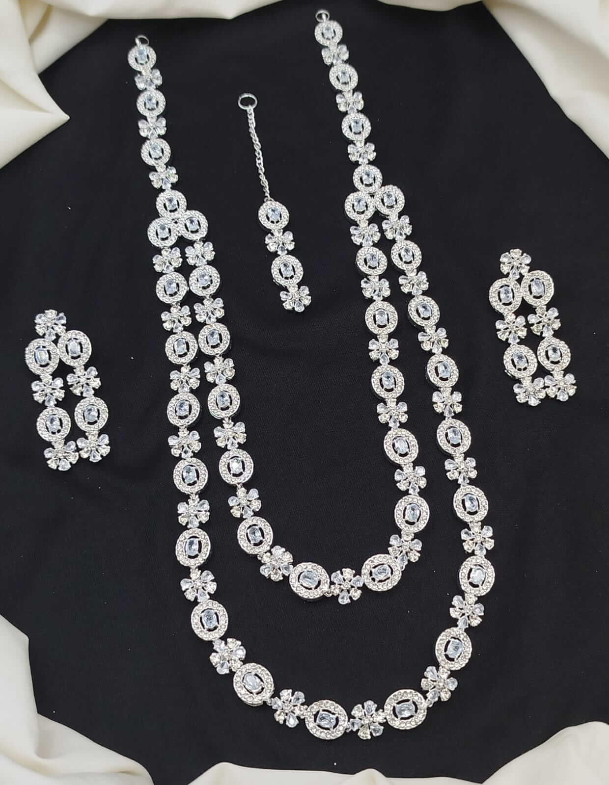 Raunaq-e-Bazm Necklace Set