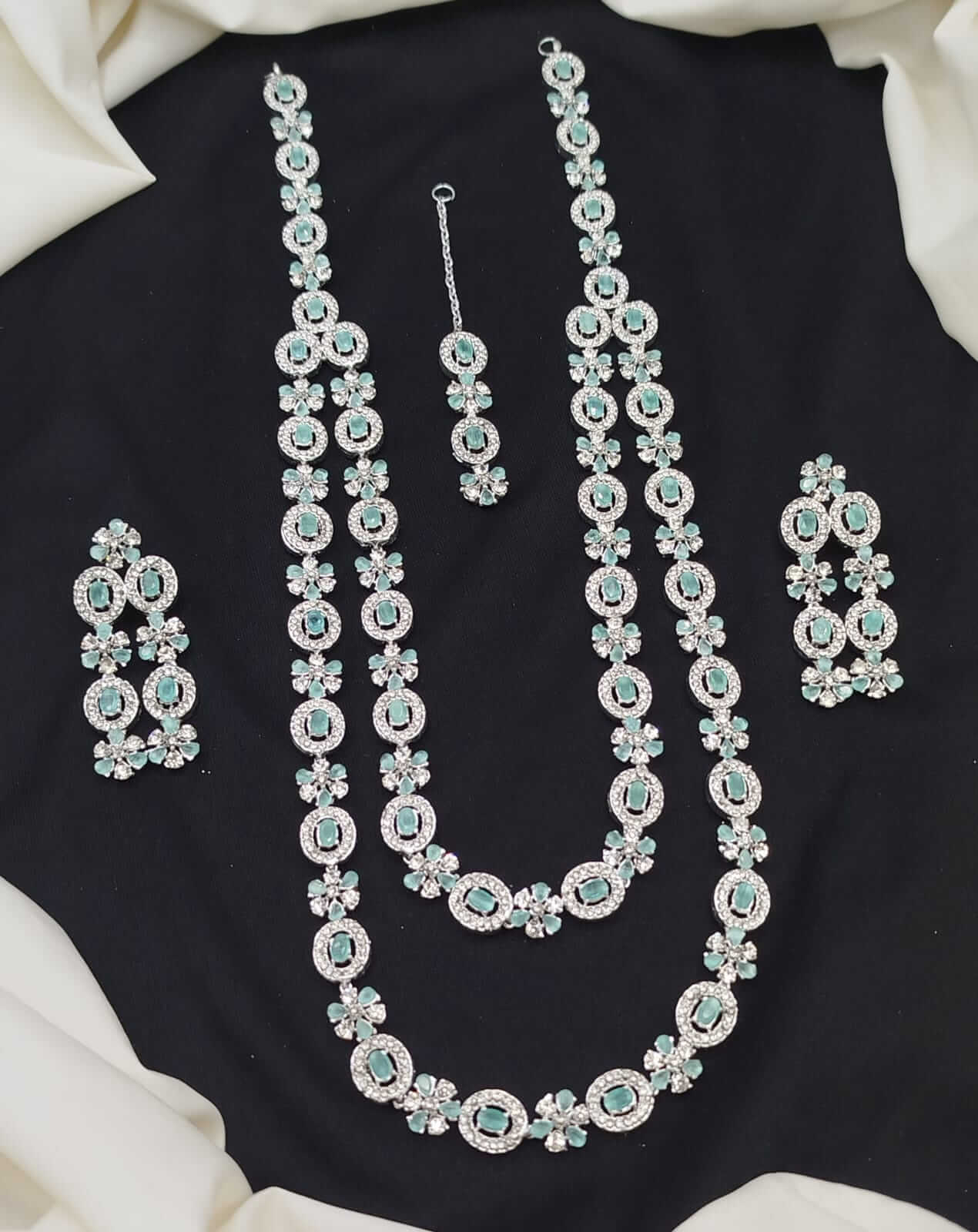 Raunaq-e-Bazm Necklace Set