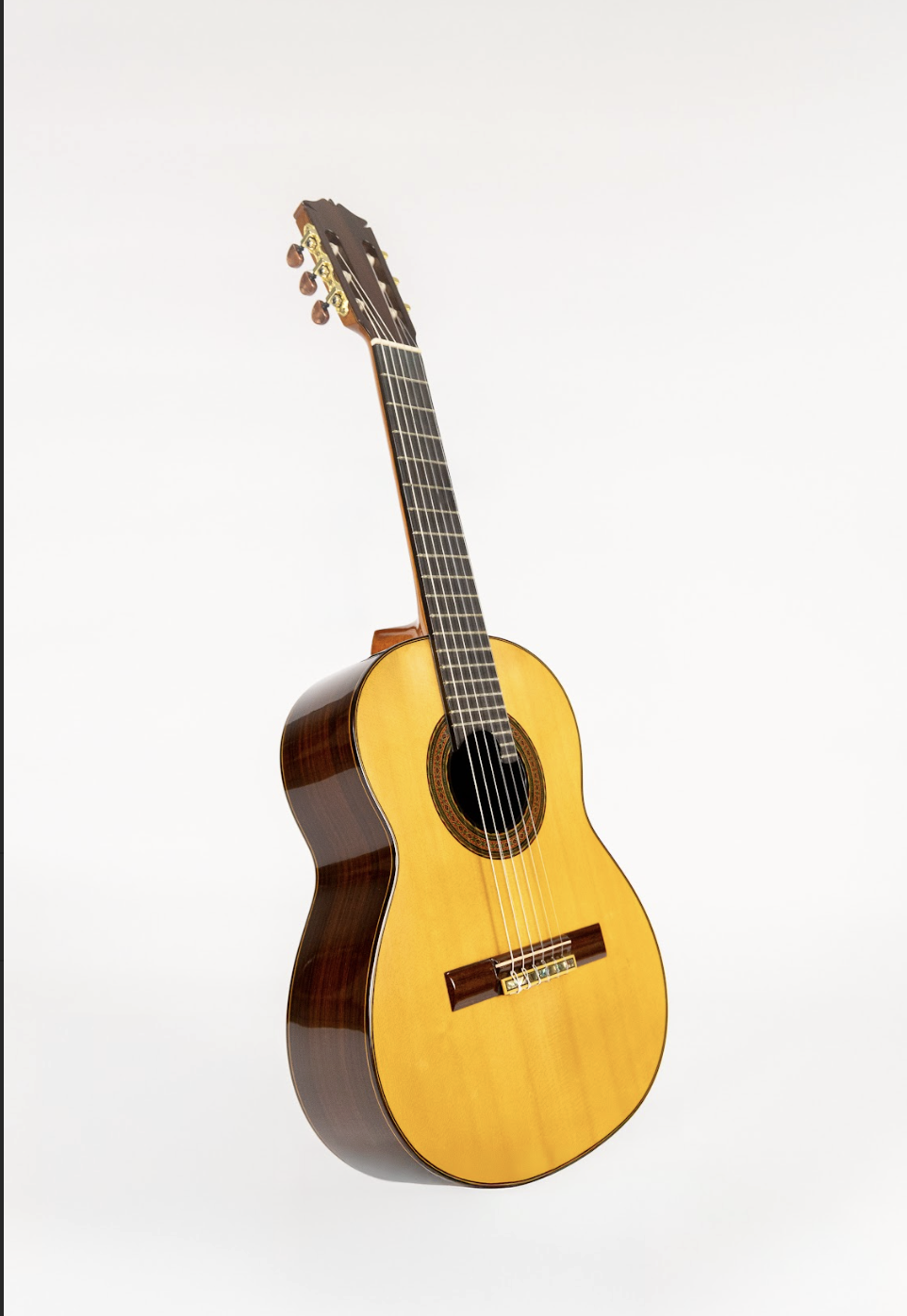Requinto Semiprofesional