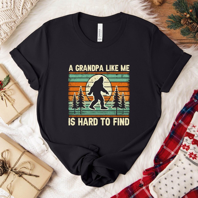 Grandpa Bigfoot T-Shirt: Retro Sasquatch Funny Tee