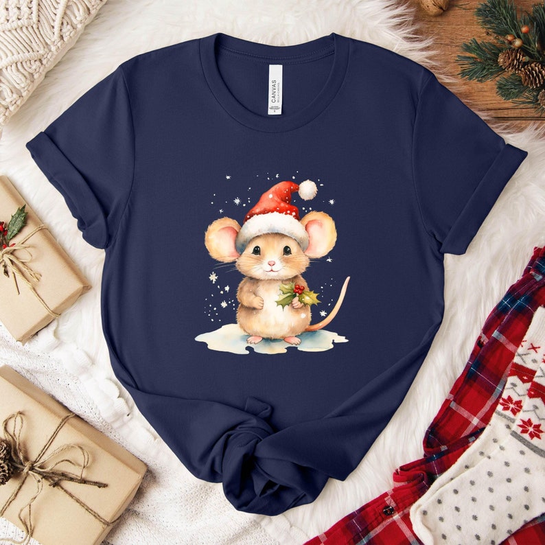 Christmas Mouse Santa Hat T-Shirt Š Holiday Tee