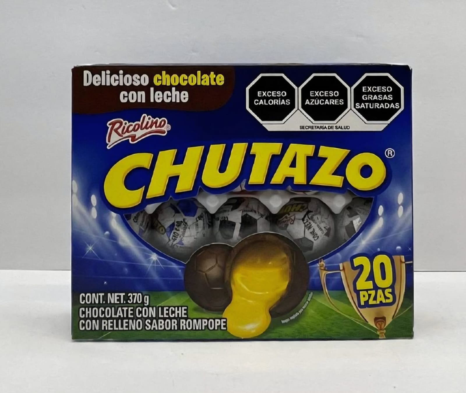 CHUTAZO. BALÓN DE CHOCOLATE RELLENO DE ROMPOPE, 20 PIEZAS