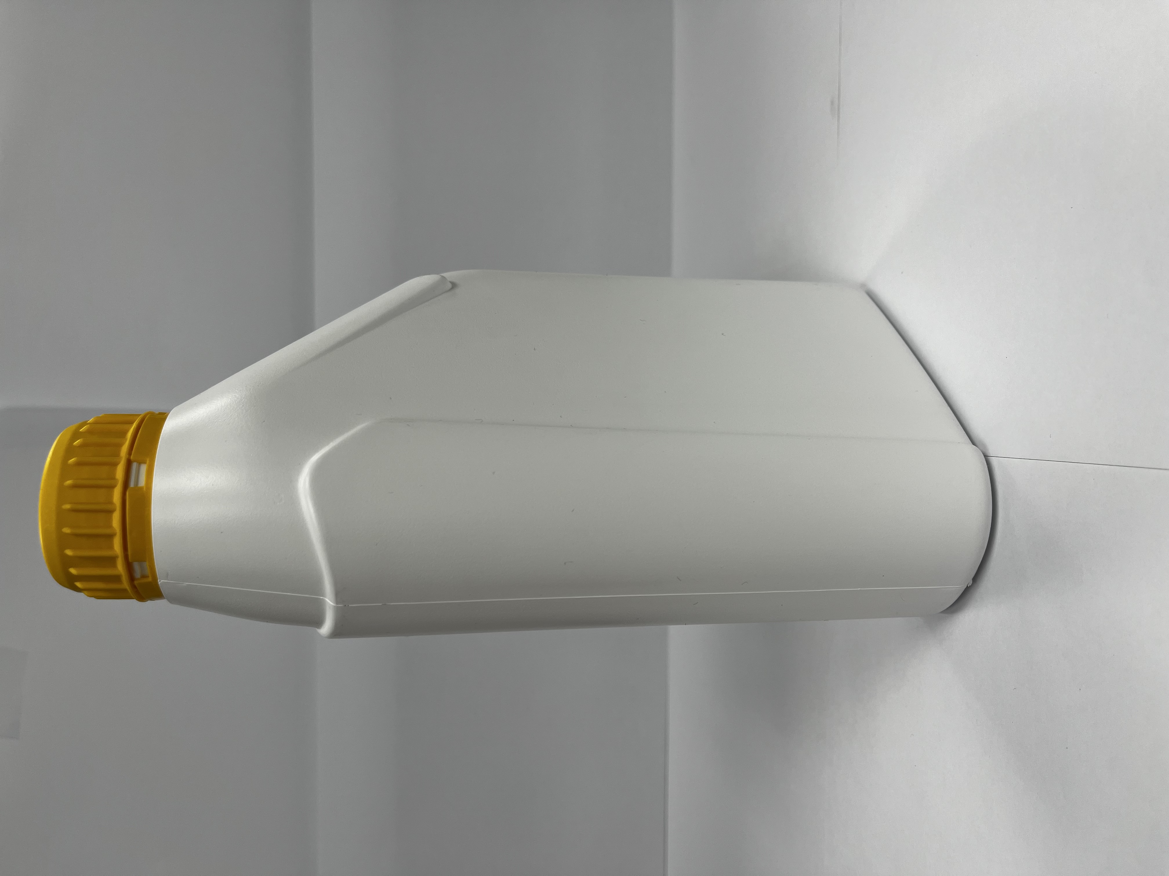 1 Litre Piston Bottle