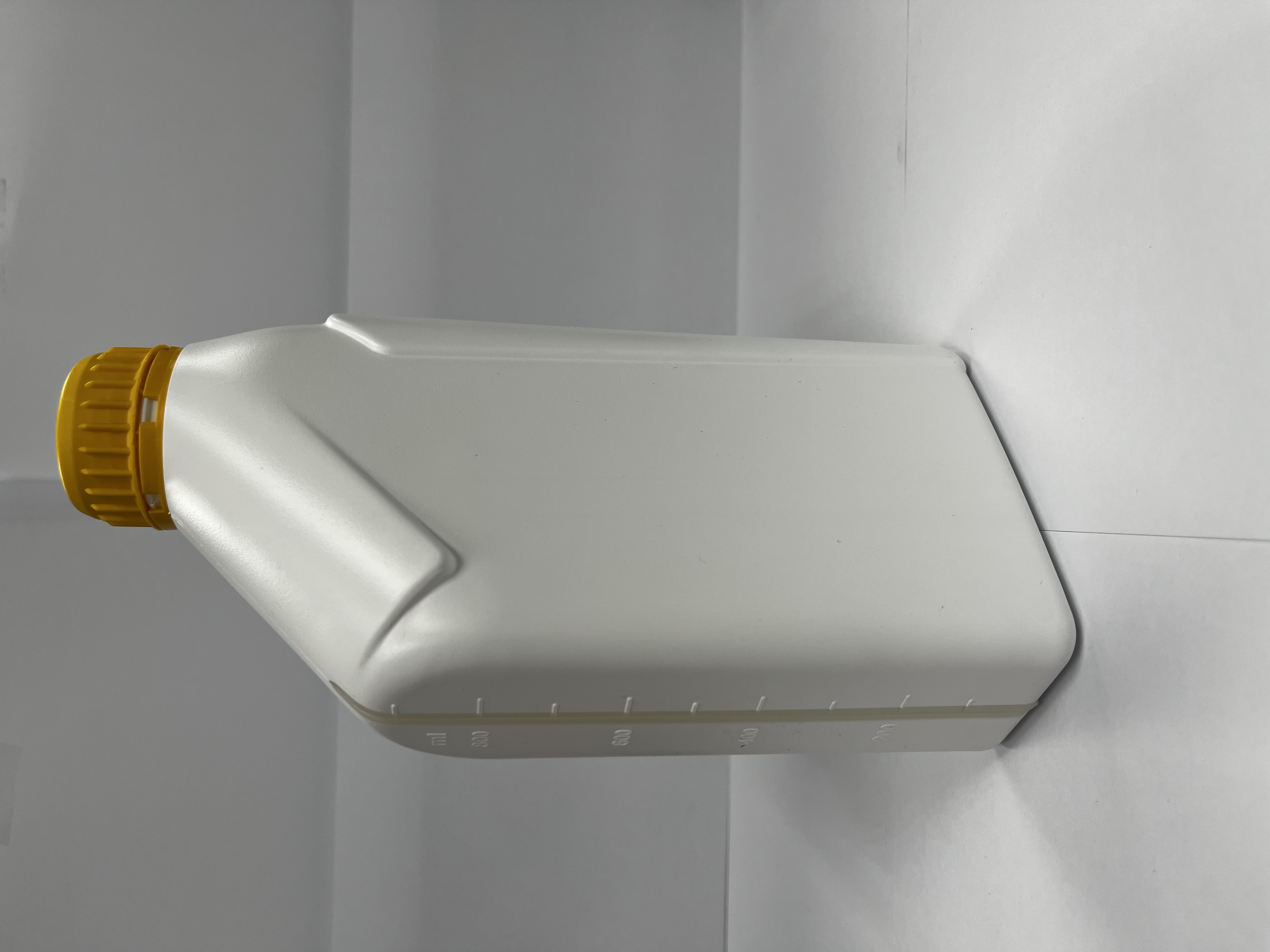 1 Litre Piston Bottle