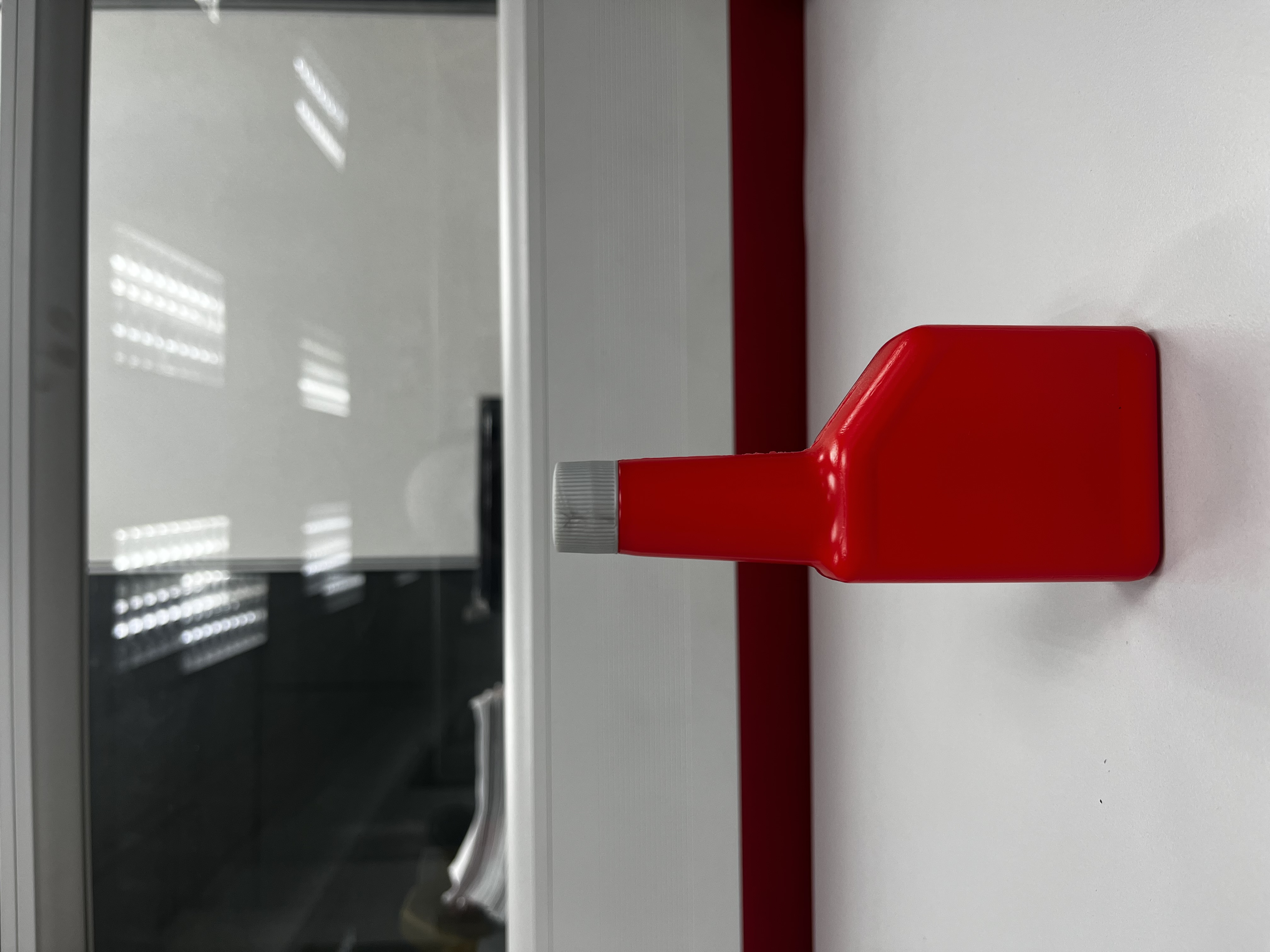 100ml Long Neck Spout Bottle