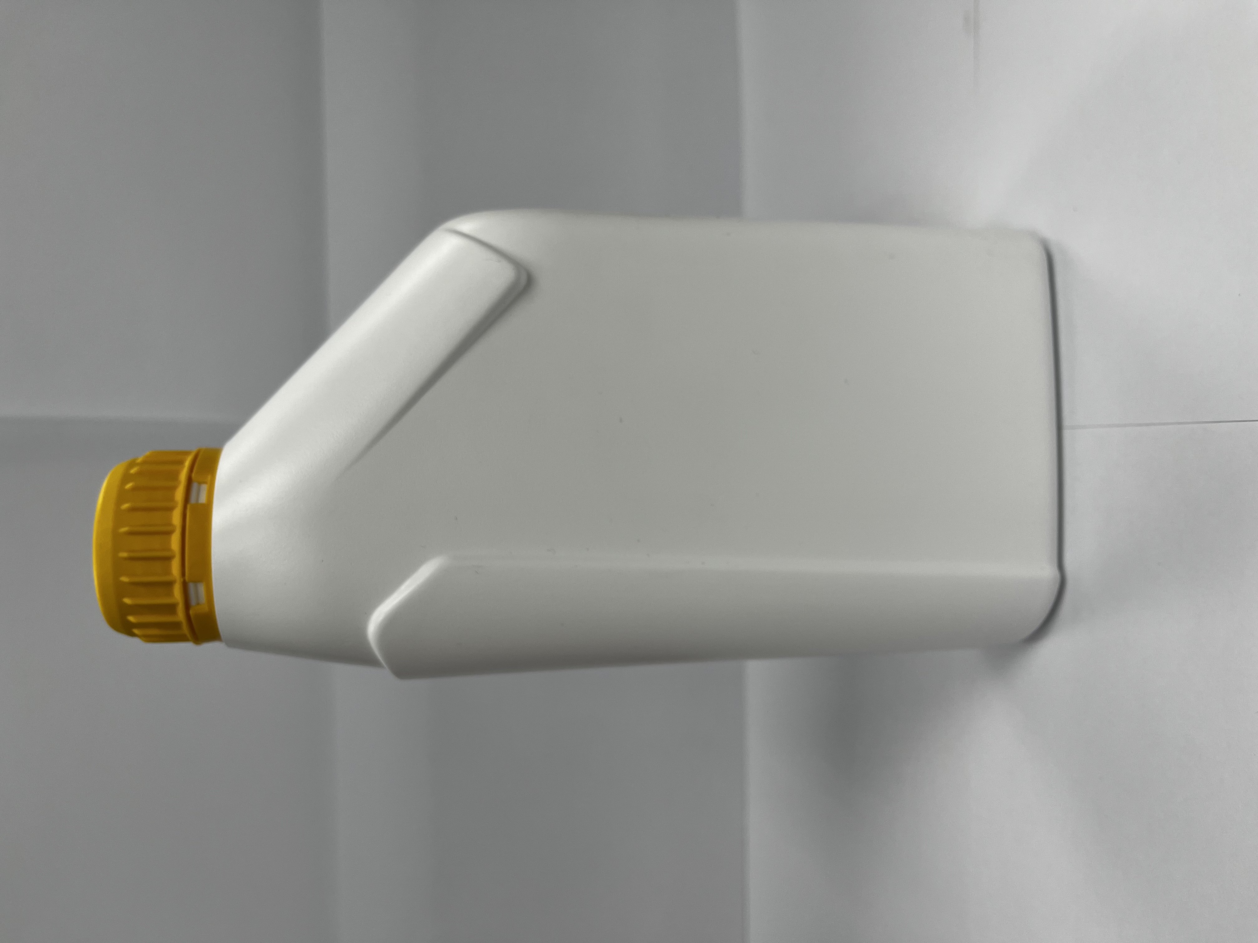 1 Litre Piston Bottle