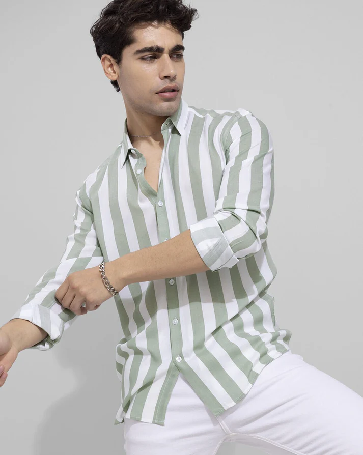 Slim Fit Striped Spread Collar Casual Shirt