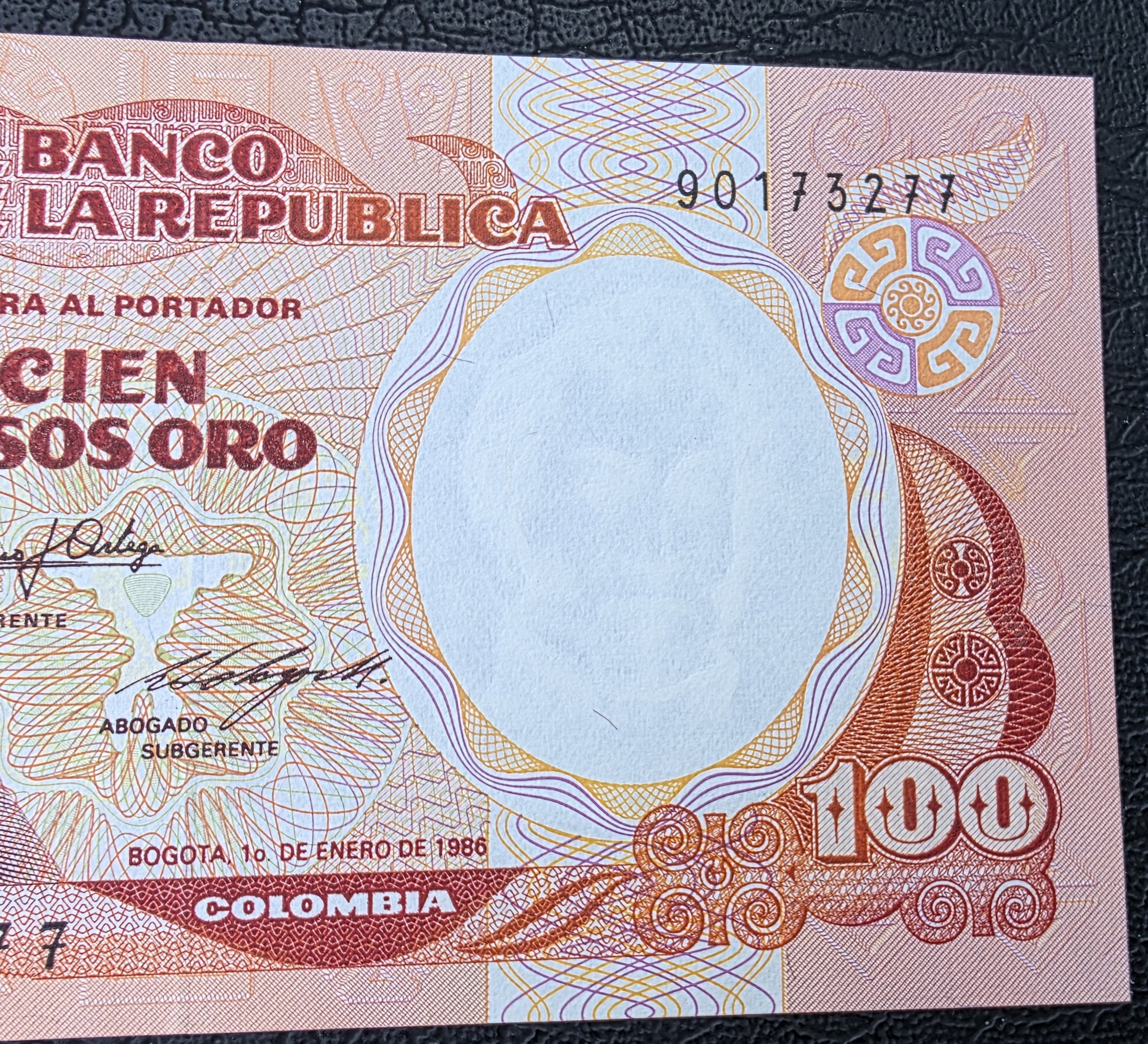 Colombia – 100 Pesos Oro 1986 (P-426b) - UNC